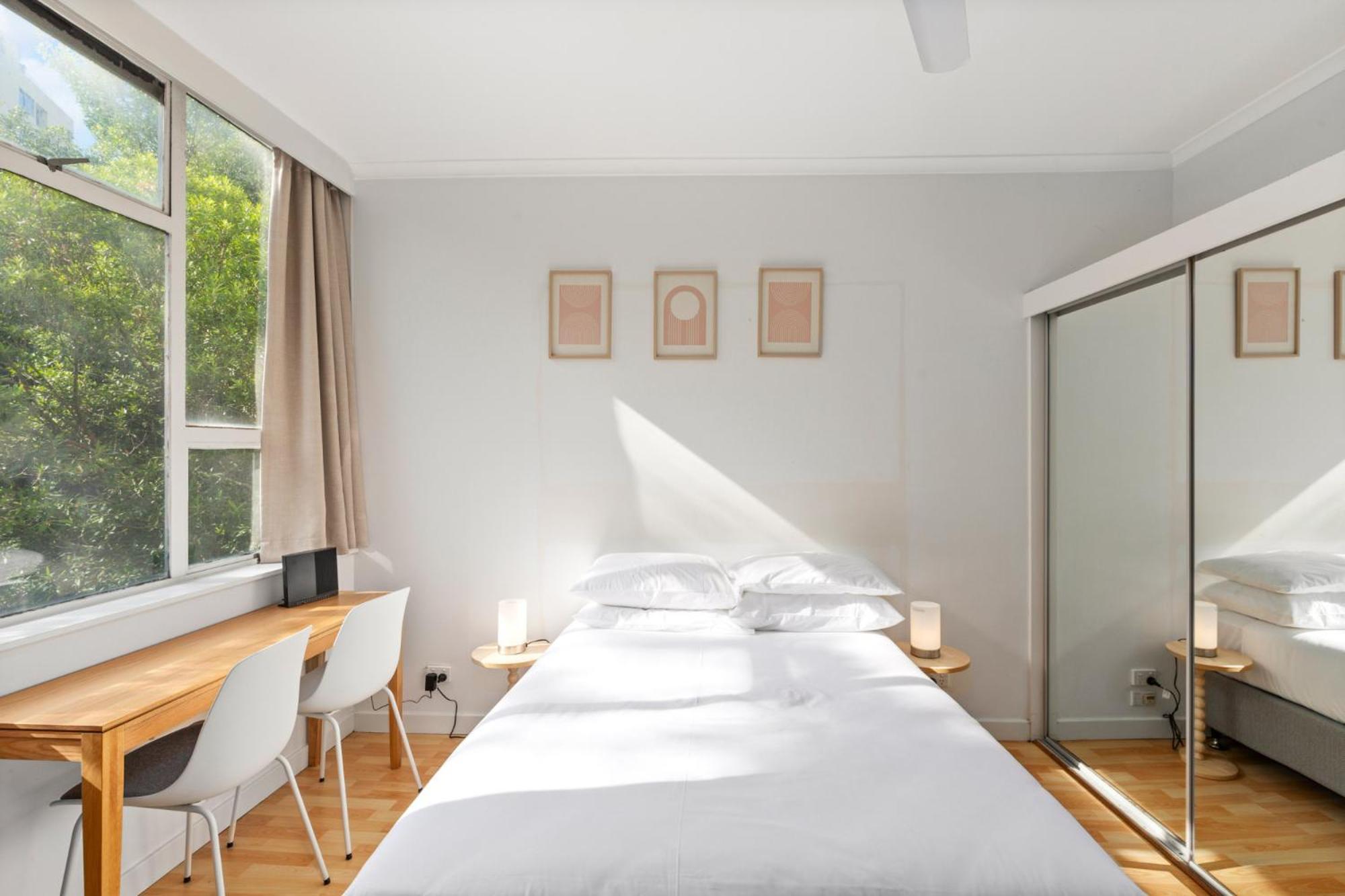Perfectly Located By Rushcutters Bay Park * Sydney